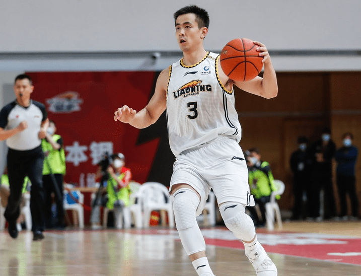 尼克斯力克四川队，赵继伟关键制胜