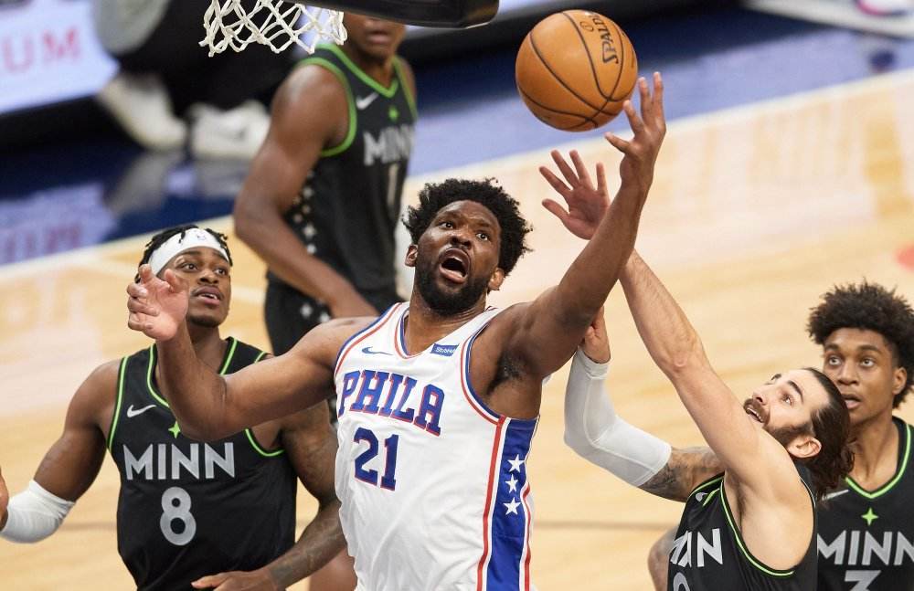 雷速下载-步行者绝杀青岛队，恩比德点燃赛场